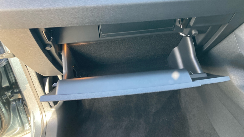 Skoda Karoq 1.5 TSI SE Technology 5dr Petrol Estate